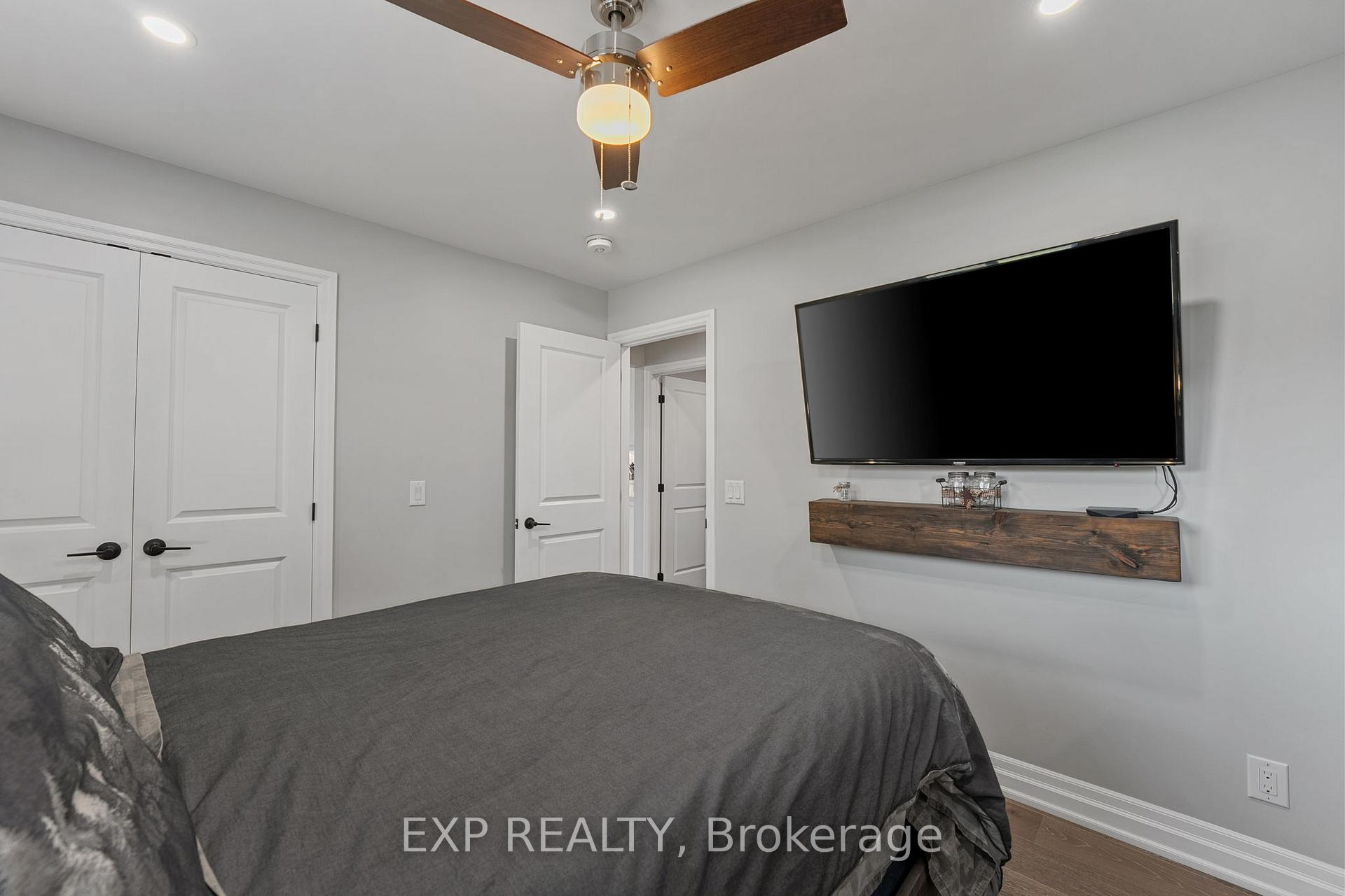 Photo 23 of 36 Nancy Avenue, Brock, Beaverton — HOMEH