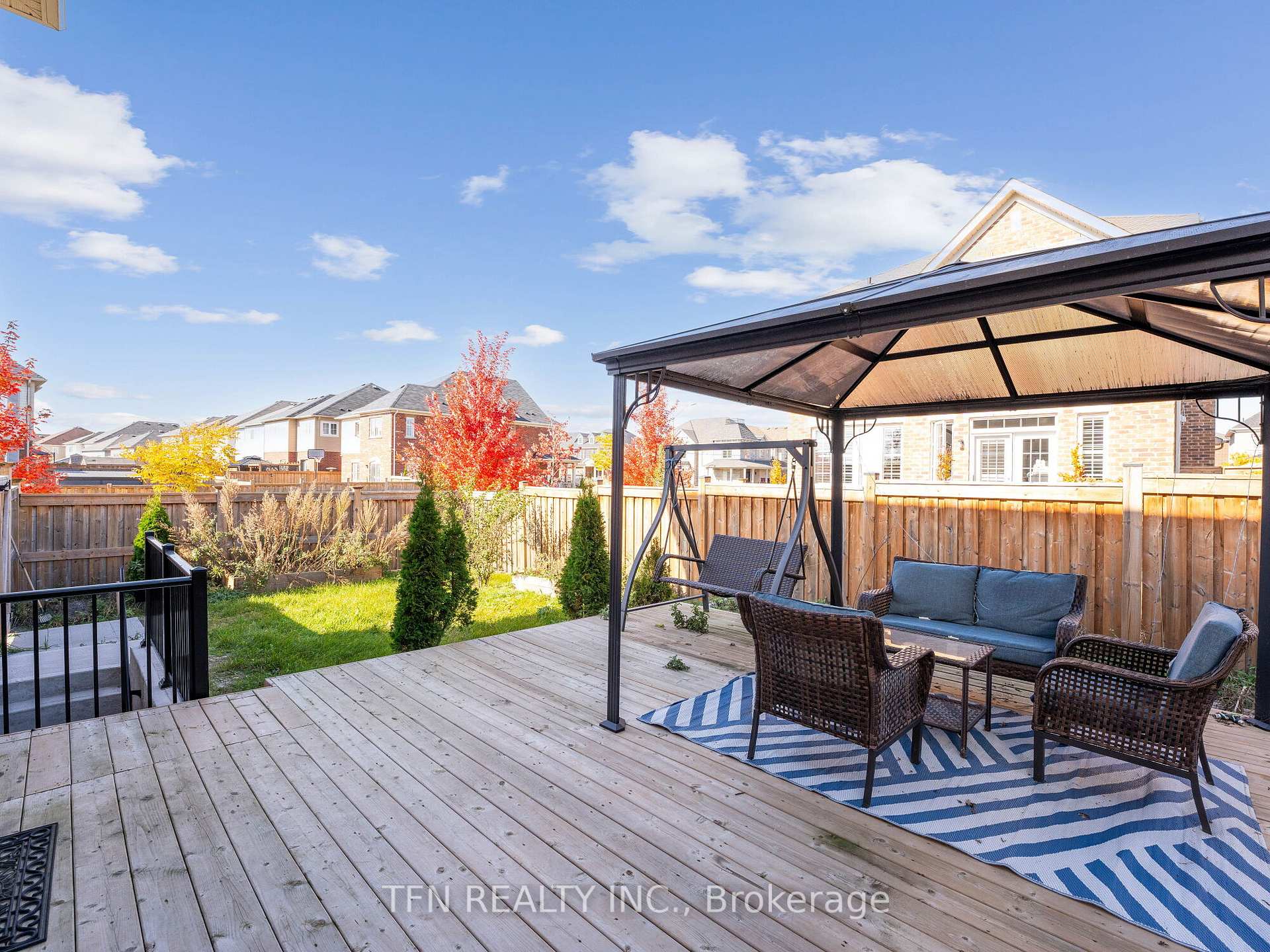 Photo 36 of 72 Fred Jackman Avenue, Clarington, Bowmanville — HOMEH
