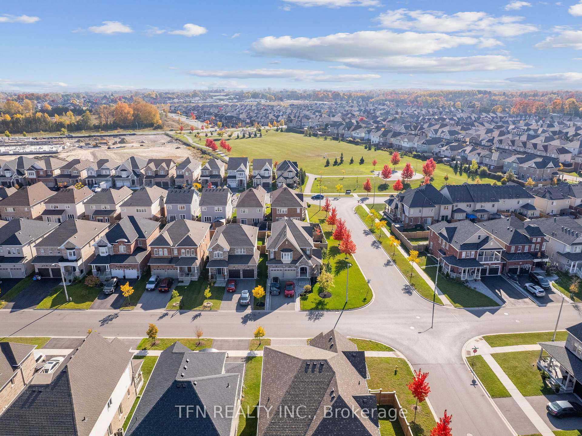 Photo 35 of 72 Fred Jackman Avenue, Clarington, Bowmanville — HOMEH
