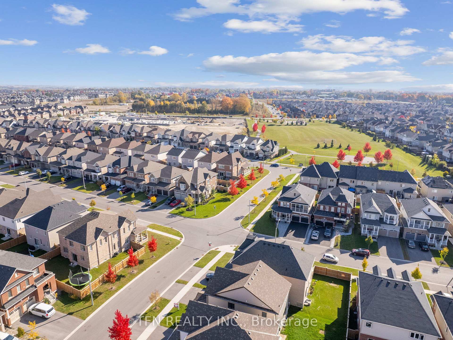 Photo 37 of 72 Fred Jackman Avenue, Clarington, Bowmanville — HOMEH