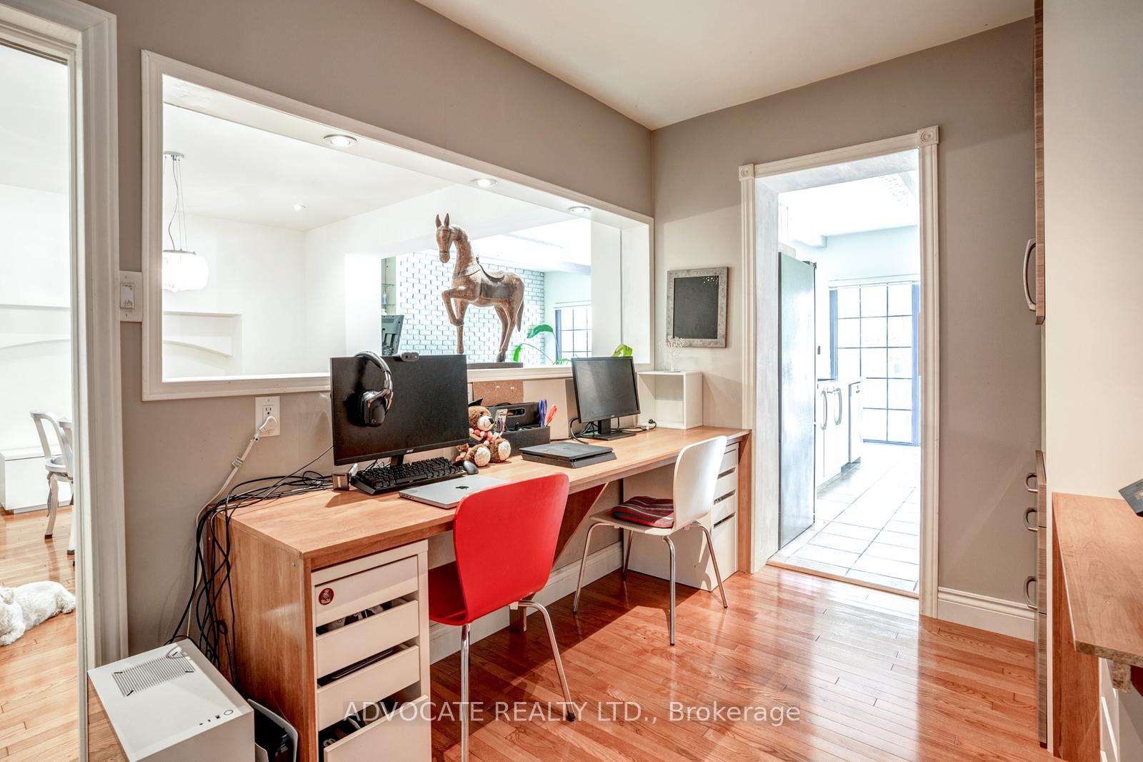 Photo 14 of 302 Richview Avenue, Toronto, Forest Hill South — HOMEH