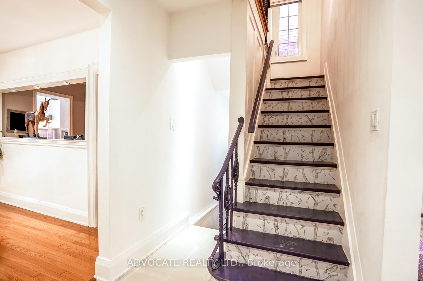 Photo 13 of 302 Richview Avenue, Toronto, Forest Hill South — HOMEH
