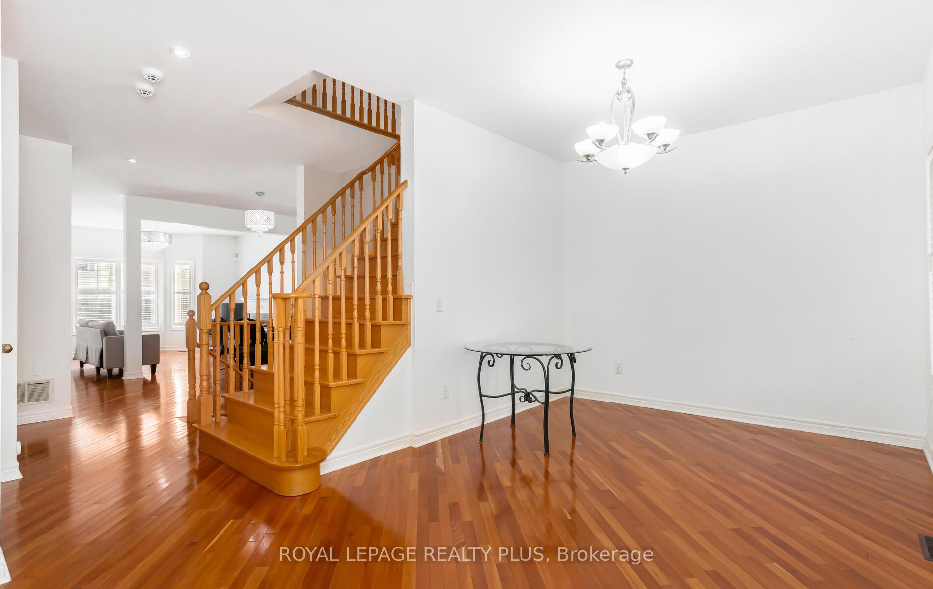 Photo 4 of 19 Osmond Appleton Road, Markham, Greensborough — HOMEH