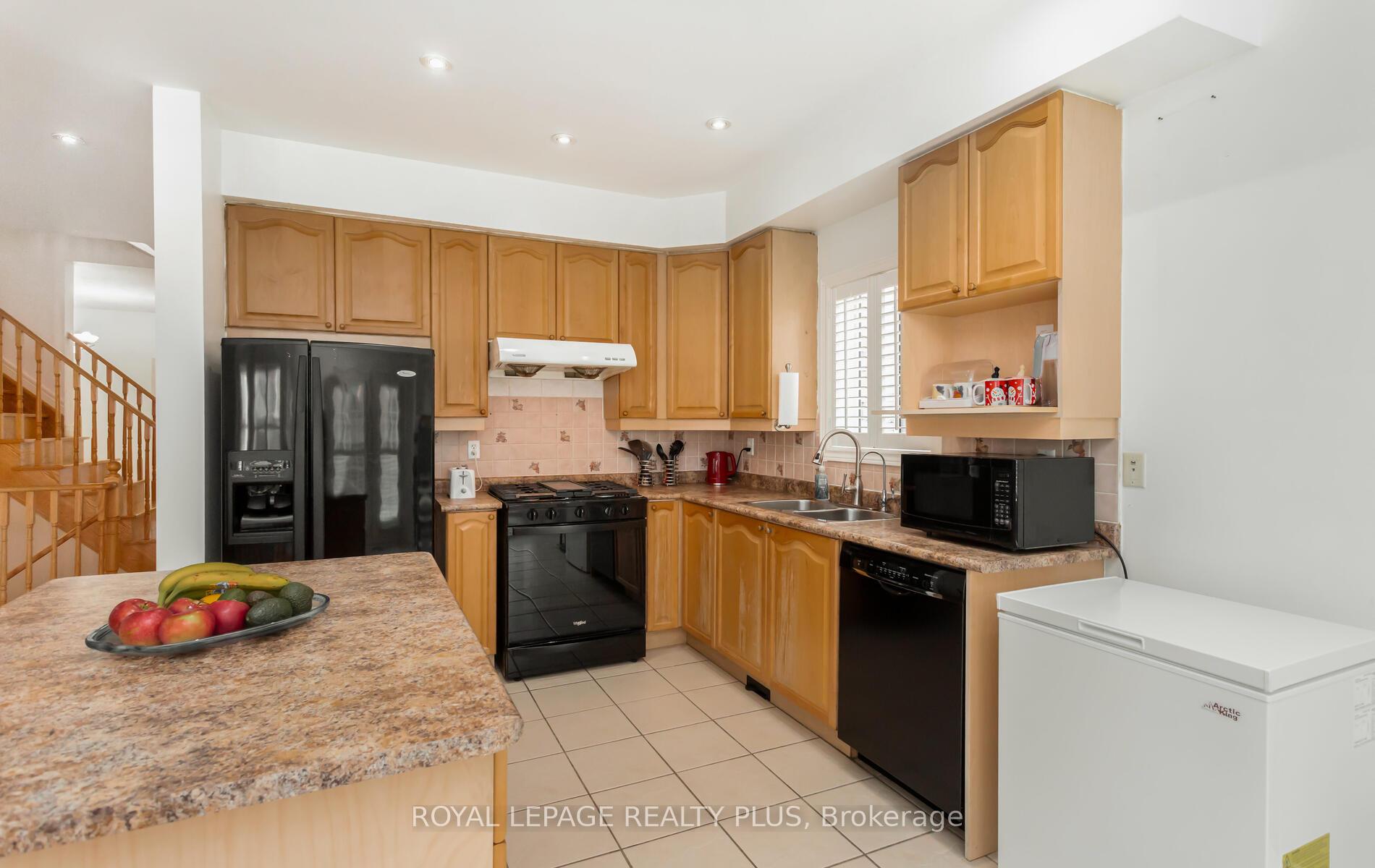 Photo 7 of 19 Osmond Appleton Road, Markham, Greensborough — HOMEH