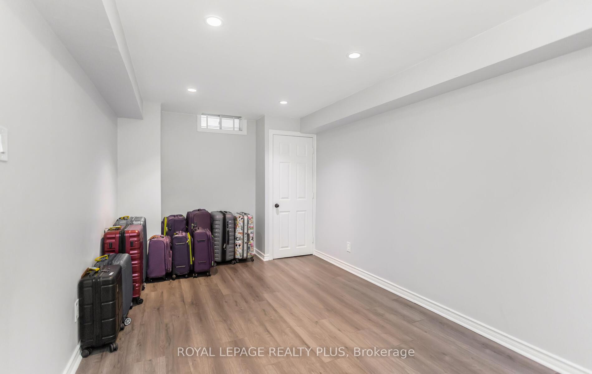 Photo 17 of 19 Osmond Appleton Road, Markham, Greensborough — HOMEH