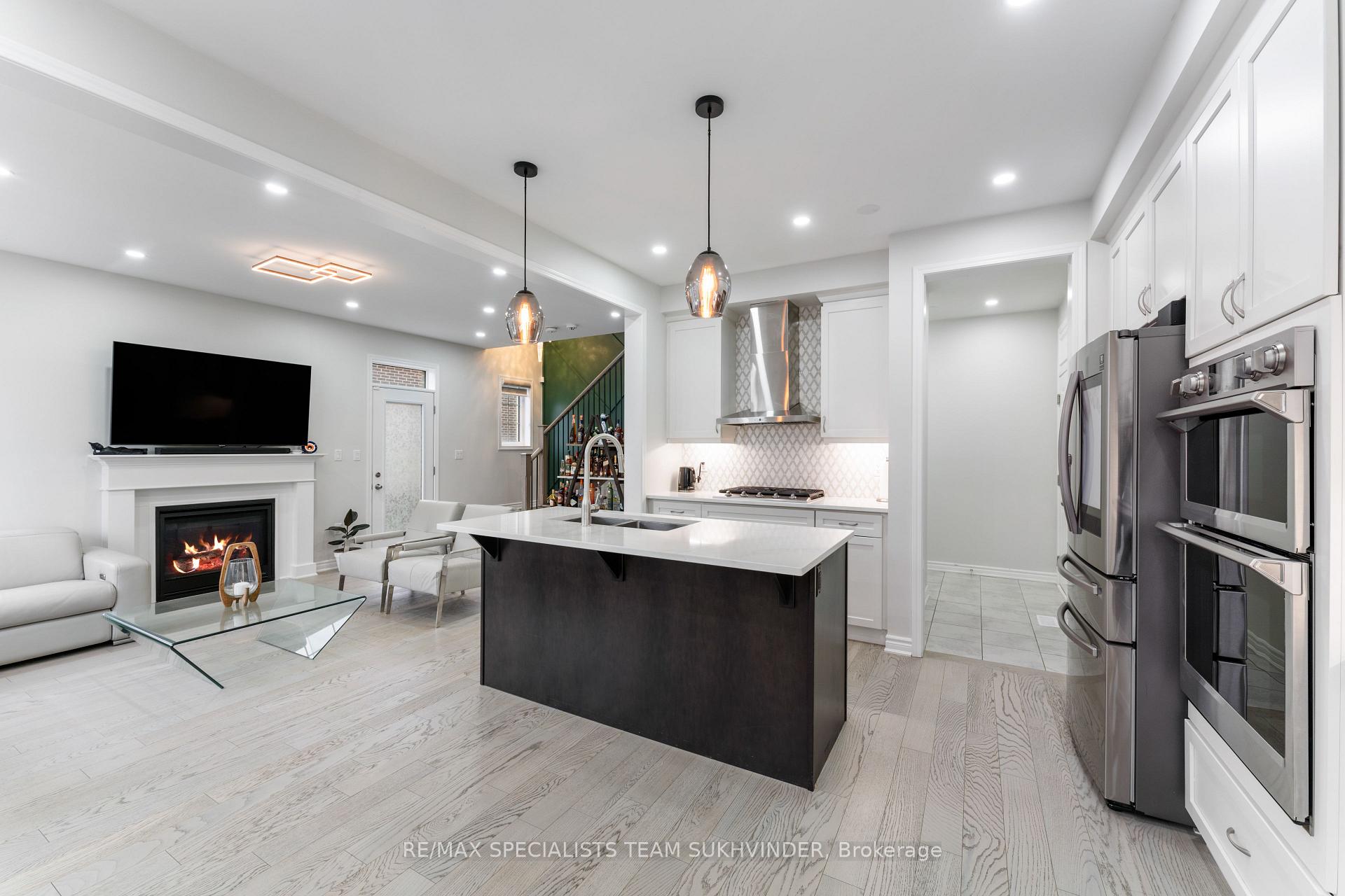 Photo 2 of 80 Eberly Woods Drive, Caledon, Rural Caledon — HOMEH