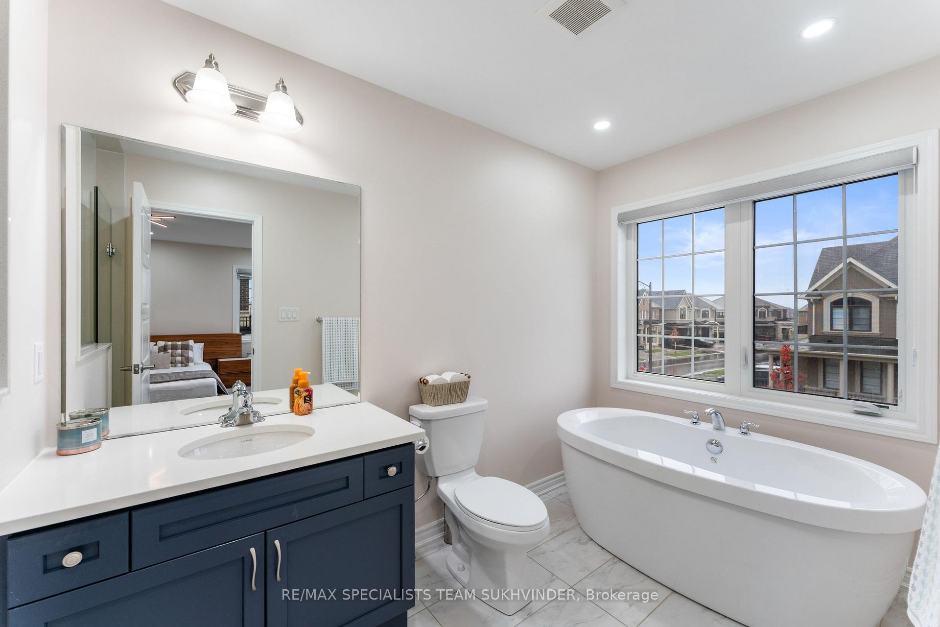 Photo 20 of 80 Eberly Woods Drive, Caledon, Rural Caledon — HOMEH