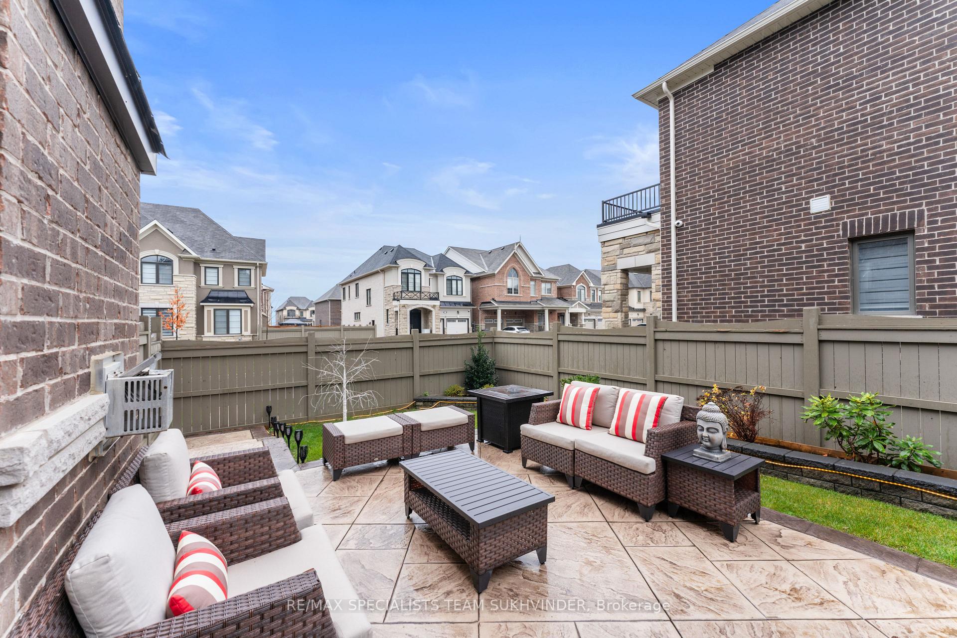 Photo 23 of 80 Eberly Woods Drive, Caledon, Rural Caledon — HOMEH