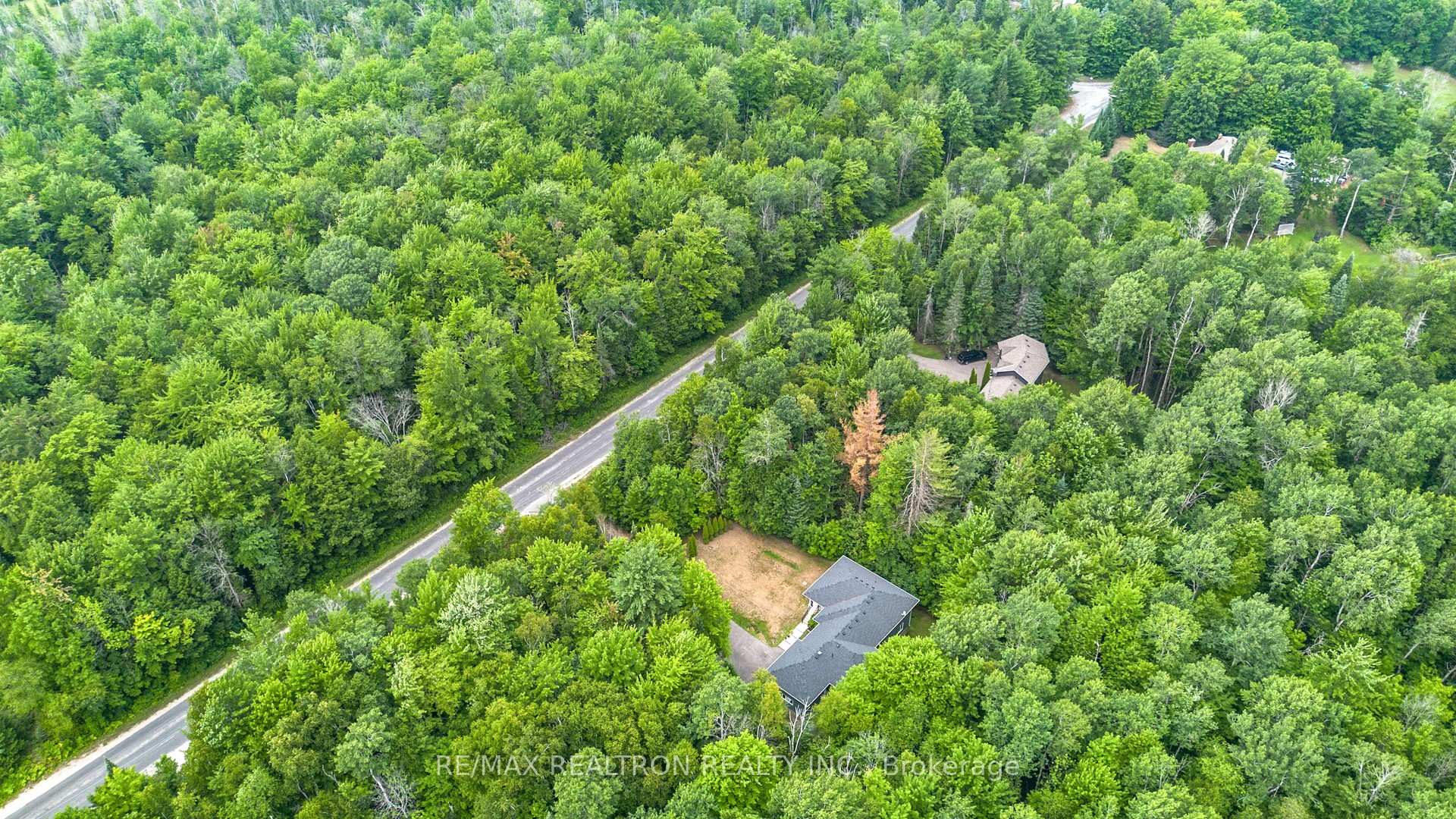 Photo 40 of 7563 5th Line, Essa, Rural Essa — HOMEH