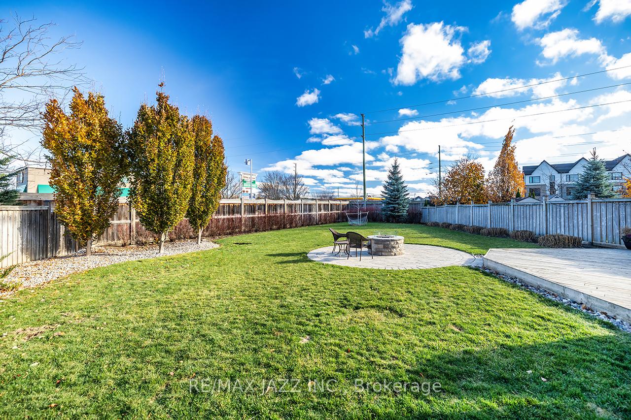 Photo 27 of 35 Summerside Avenue, Whitby, Taunton North — HOMEH