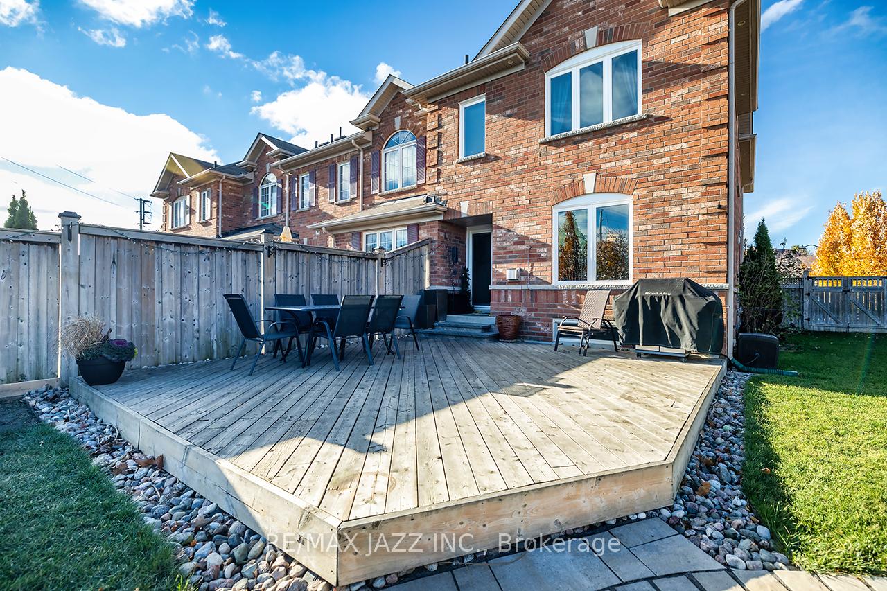 Photo 25 of 35 Summerside Avenue, Whitby, Taunton North — HOMEH