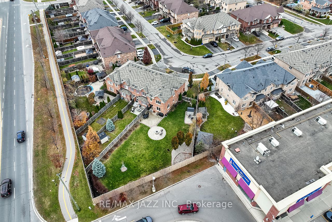 Photo 31 of 35 Summerside Avenue, Whitby, Taunton North — HOMEH