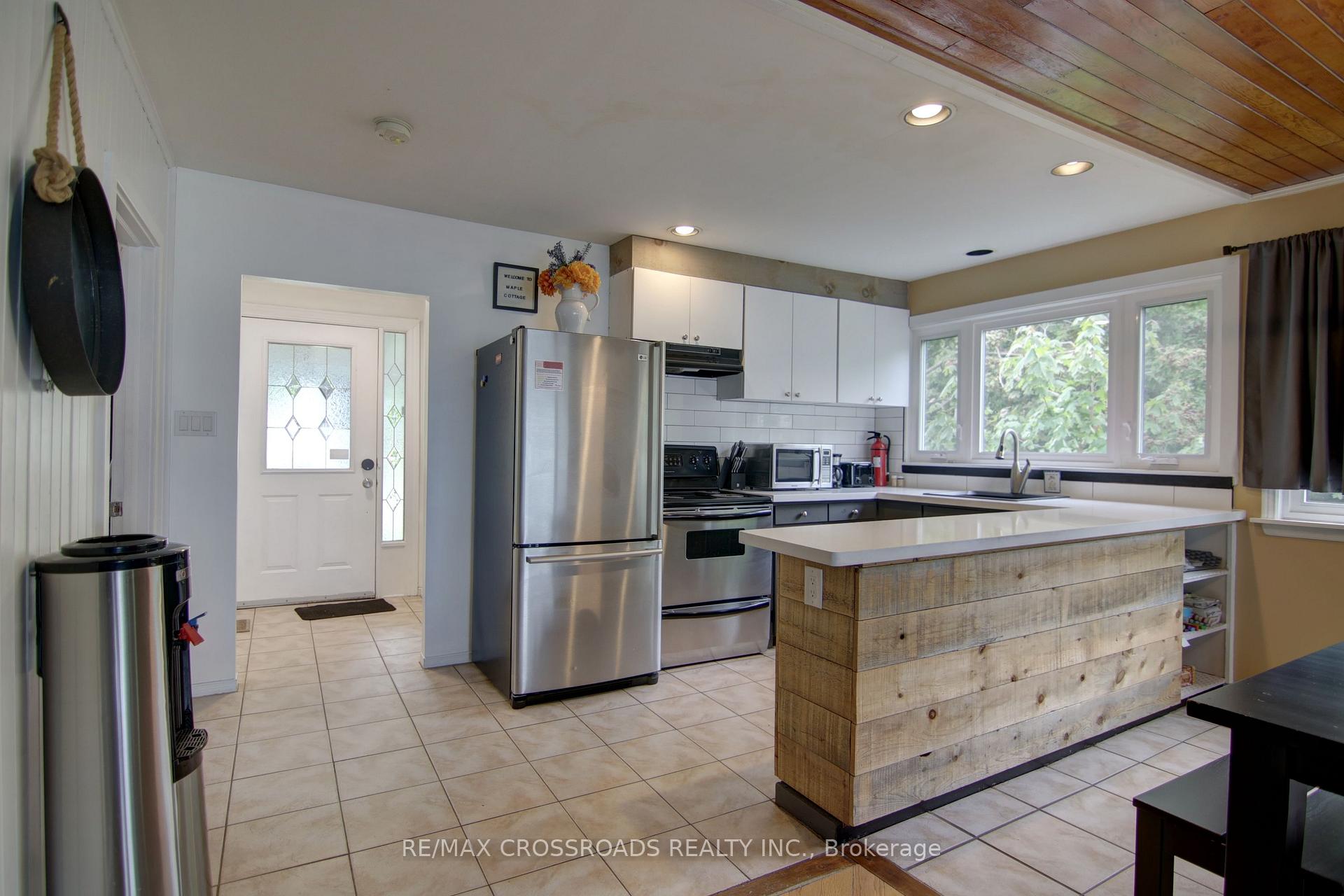 Photo 21 of 70 Williams Point Road, Scugog, Rural Scugog — HOMEH