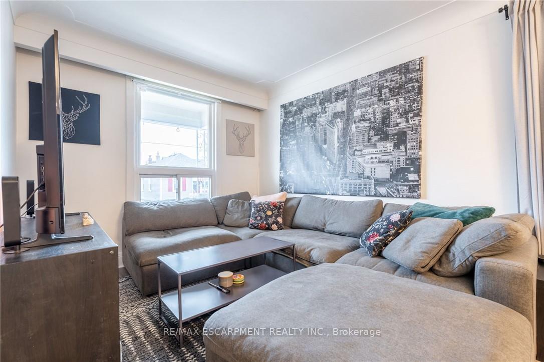 Photo 3 of 28 Britannia Avenue, Hamilton, Crown Point — HOMEH