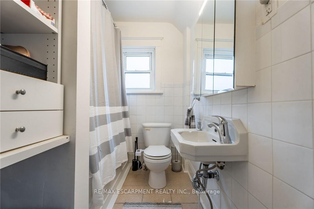 Photo 15 of 28 Britannia Avenue, Hamilton, Crown Point — HOMEH