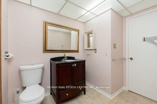 Photo 21 of 17 Holmes Drive, Caledon, Mono Mills — HOMEH