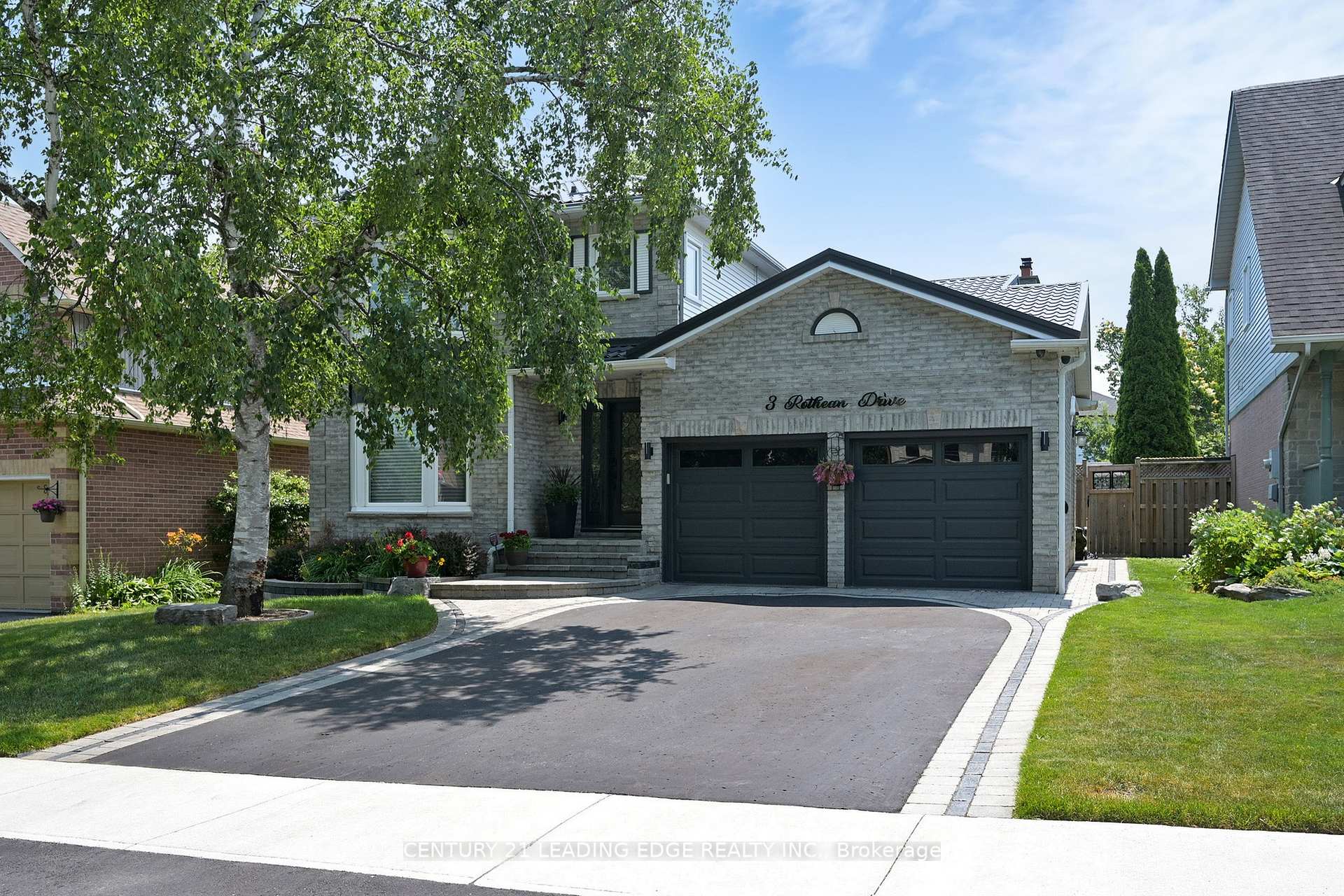 Photo 1 of 3 Rothean Drive, Whitby, Lynde Creek — HOMEH