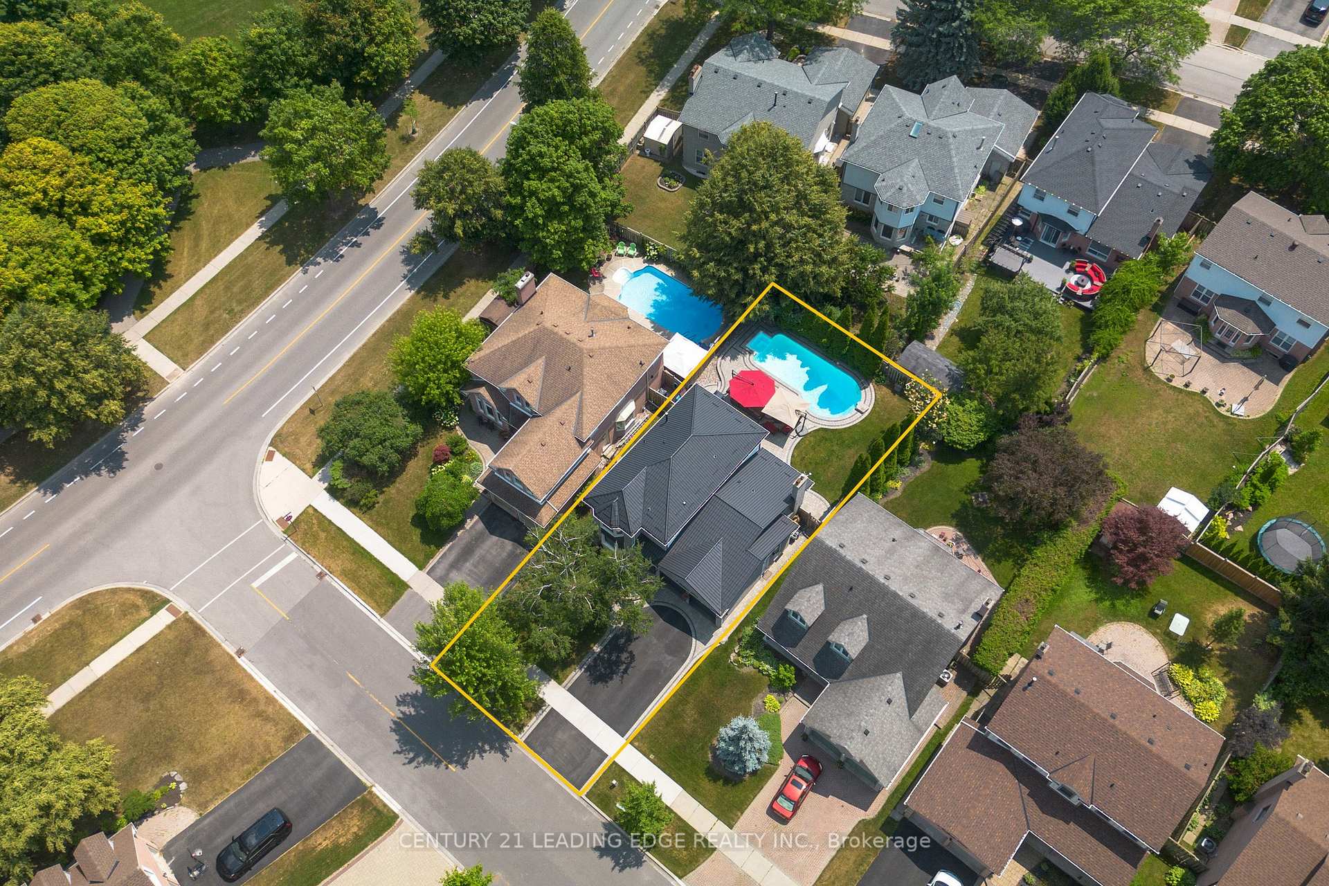 Photo 44 of 3 Rothean Drive, Whitby, Lynde Creek — HOMEH