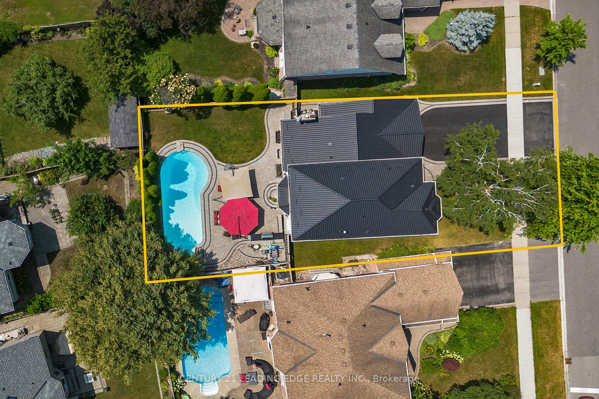 Photo 45 of 3 Rothean Drive, Whitby, Lynde Creek — HOMEH