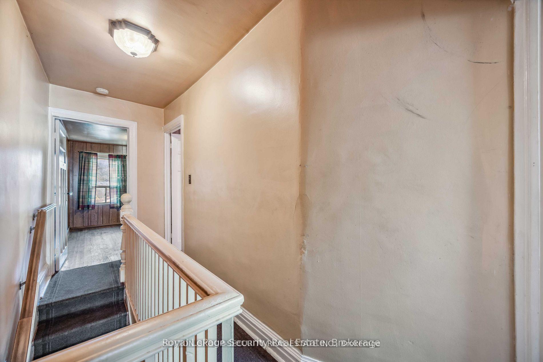 Photo 21 of 45 Strader Avenue, Toronto, Oakwood Village — HOMEH