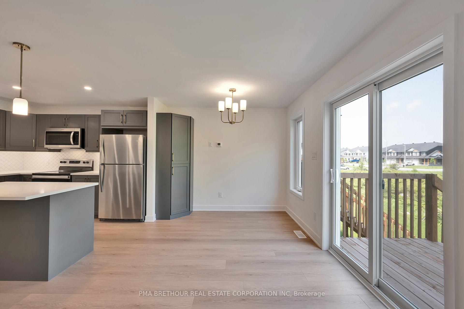 Photo 18 of 99 Staples Boulevard, Smiths Falls — HOMEH