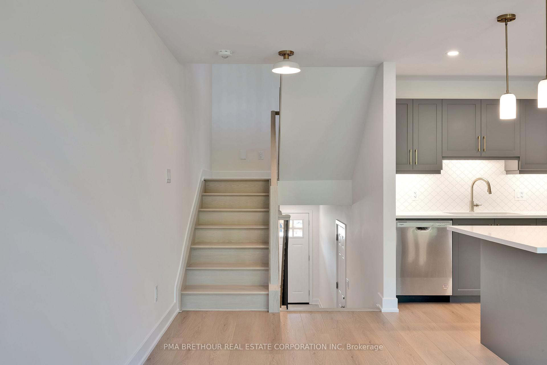 Photo 8 of 99 Staples Boulevard, Smiths Falls — HOMEH