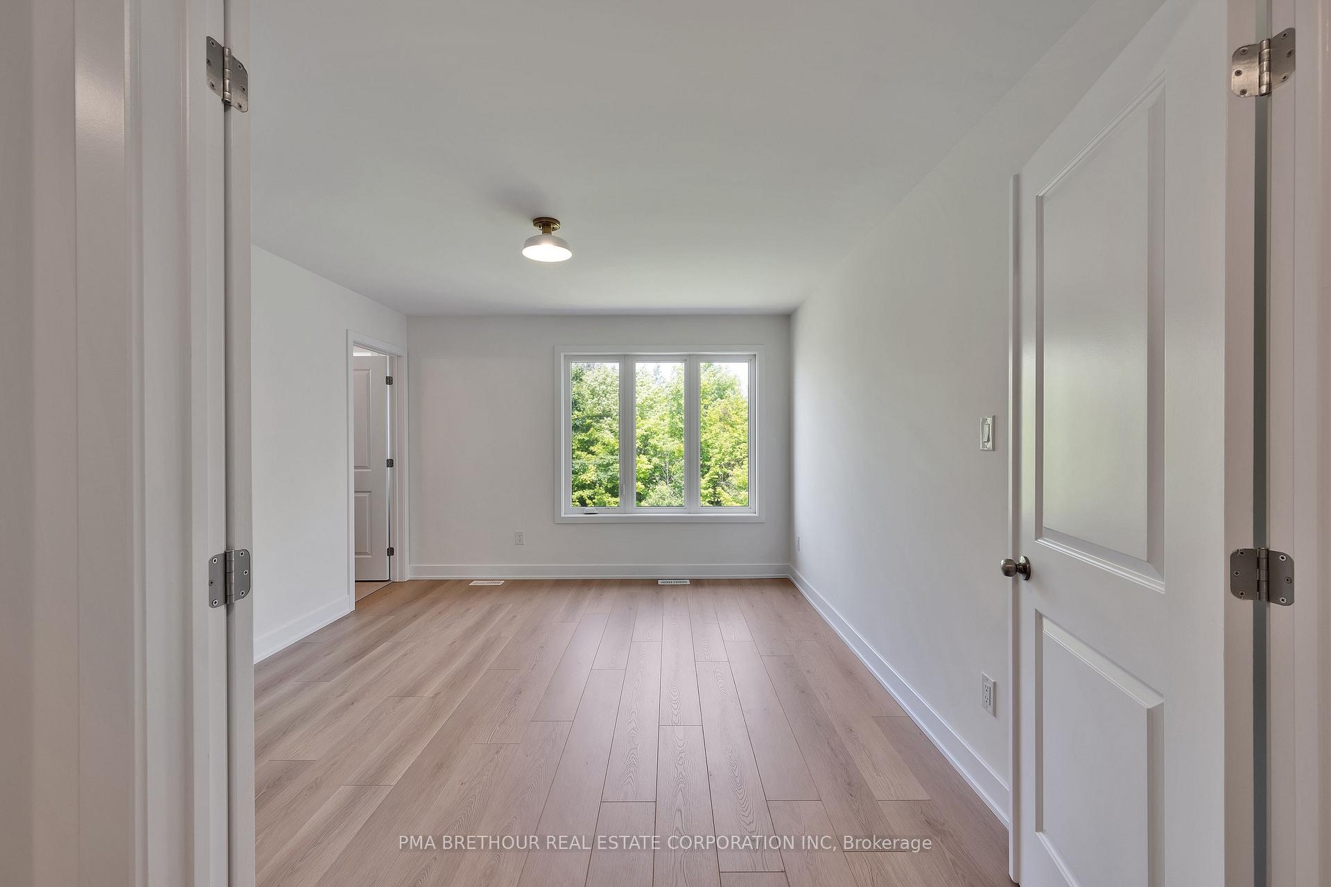 Photo 23 of 99 Staples Boulevard, Smiths Falls — HOMEH
