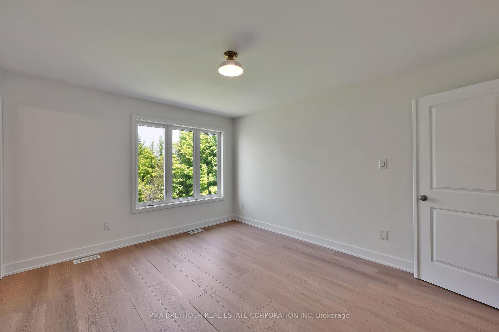 Photo 28 of 99 Staples Boulevard, Smiths Falls — HOMEH