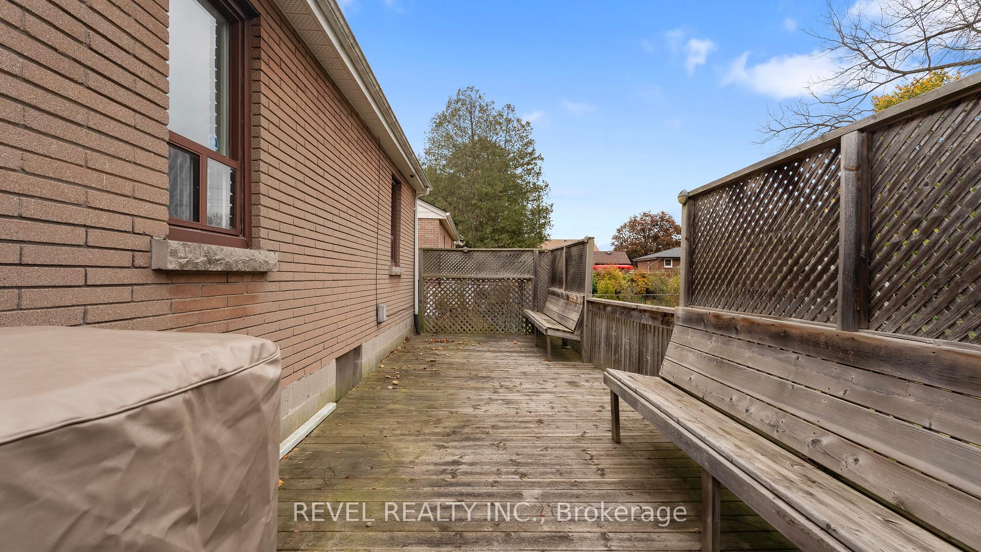 Photo 20 of 139 Baldwin Avenue, Brantford — HOMEH