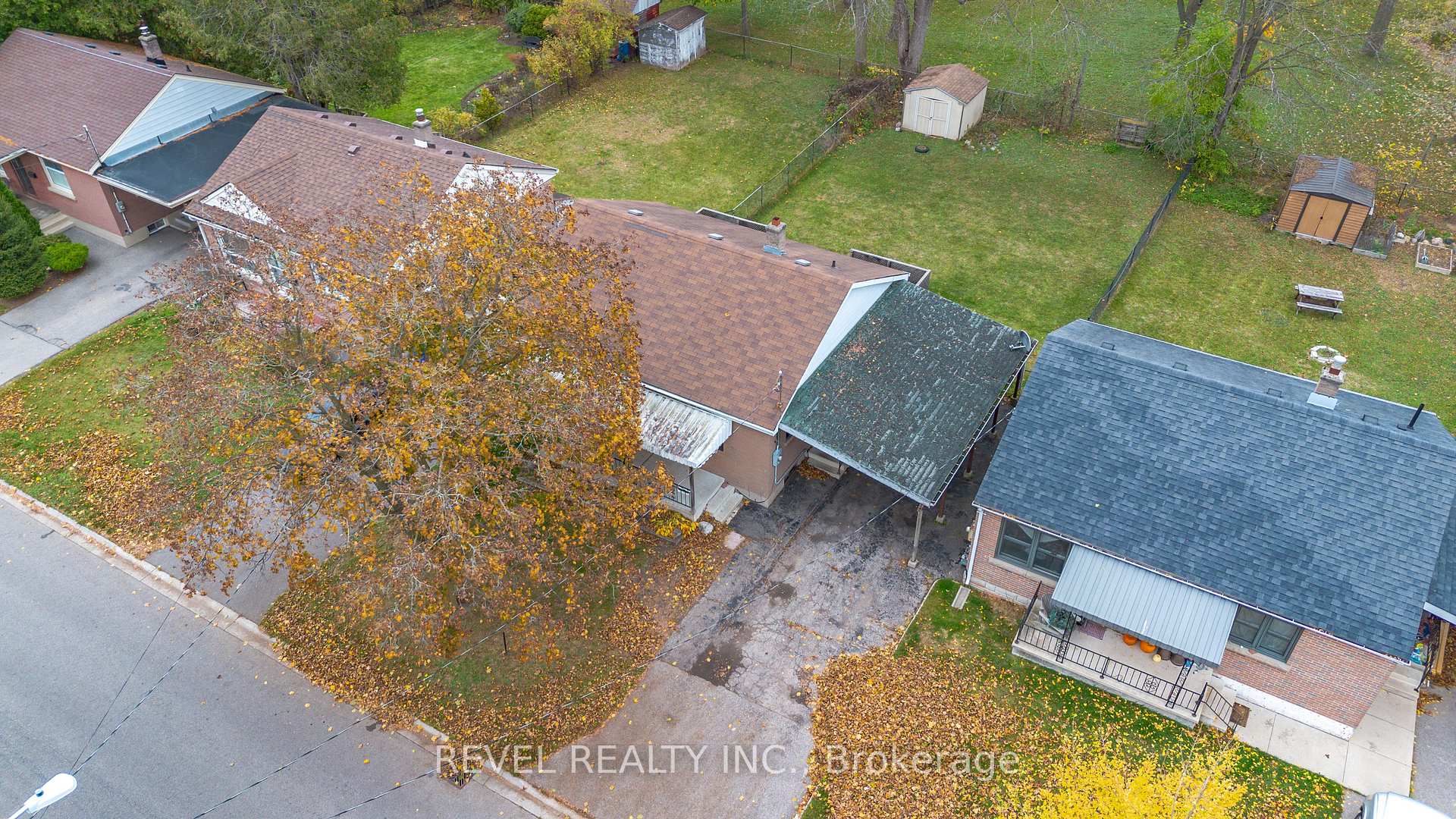 Photo 24 of 139 Baldwin Avenue, Brantford — HOMEH