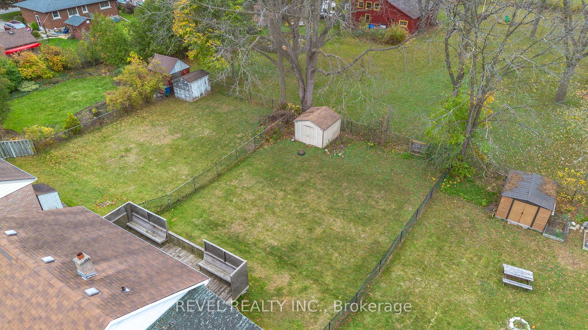 Photo 17 of 139 Baldwin Avenue, Brantford — HOMEH