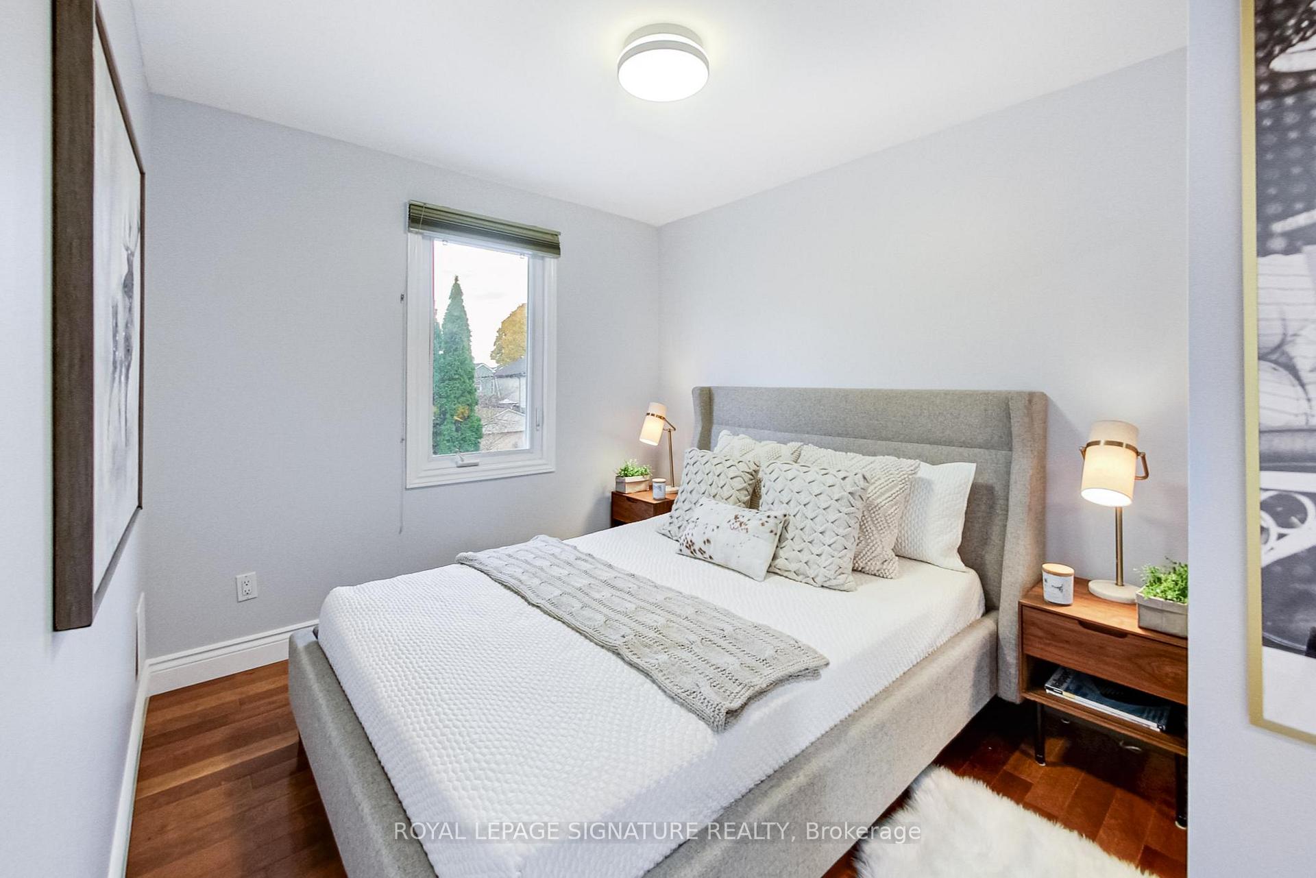 Photo 21 of 22 Thyra Avenue, Toronto, Crescent Town — HOMEH