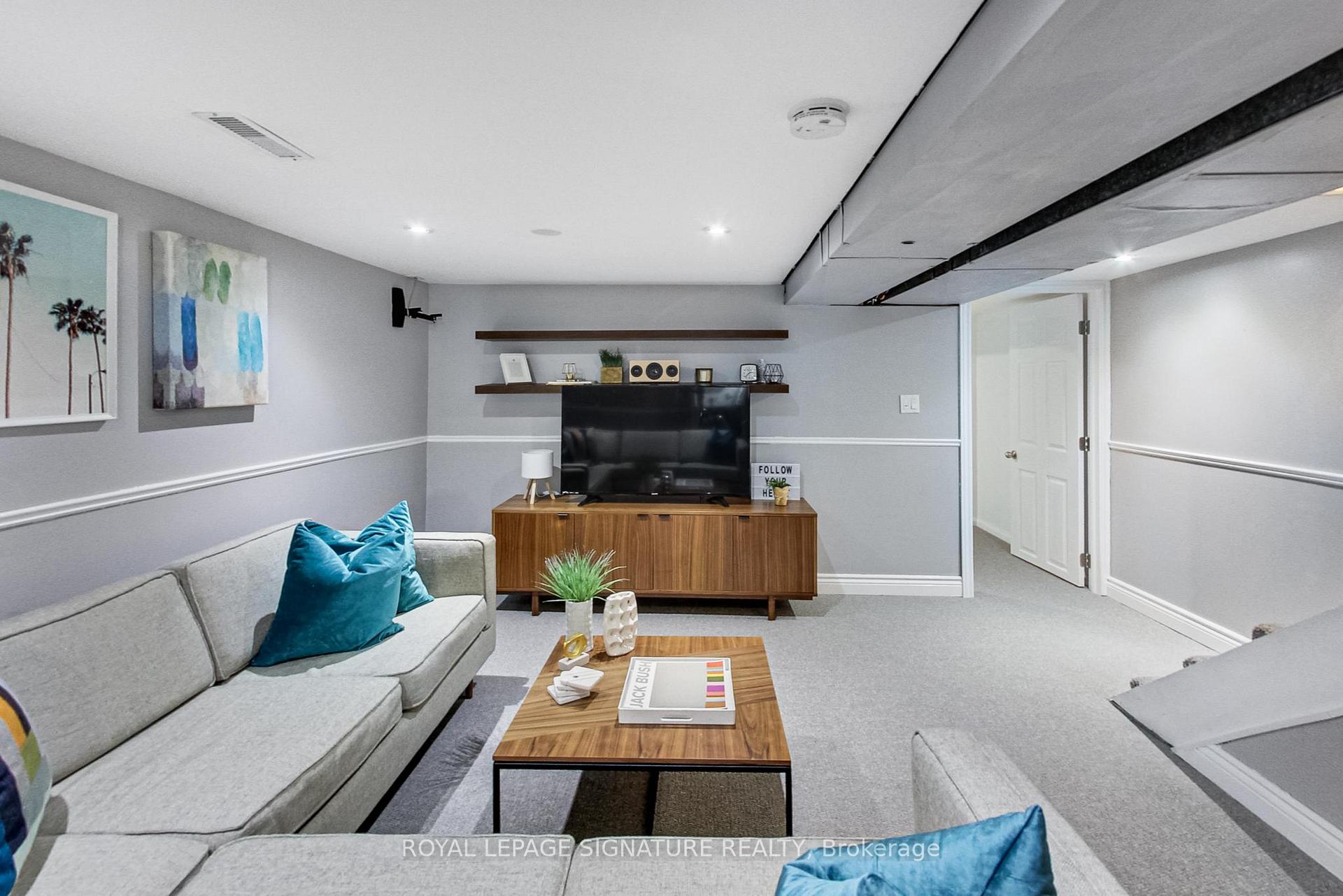 Photo 29 of 22 Thyra Avenue, Toronto, Crescent Town — HOMEH