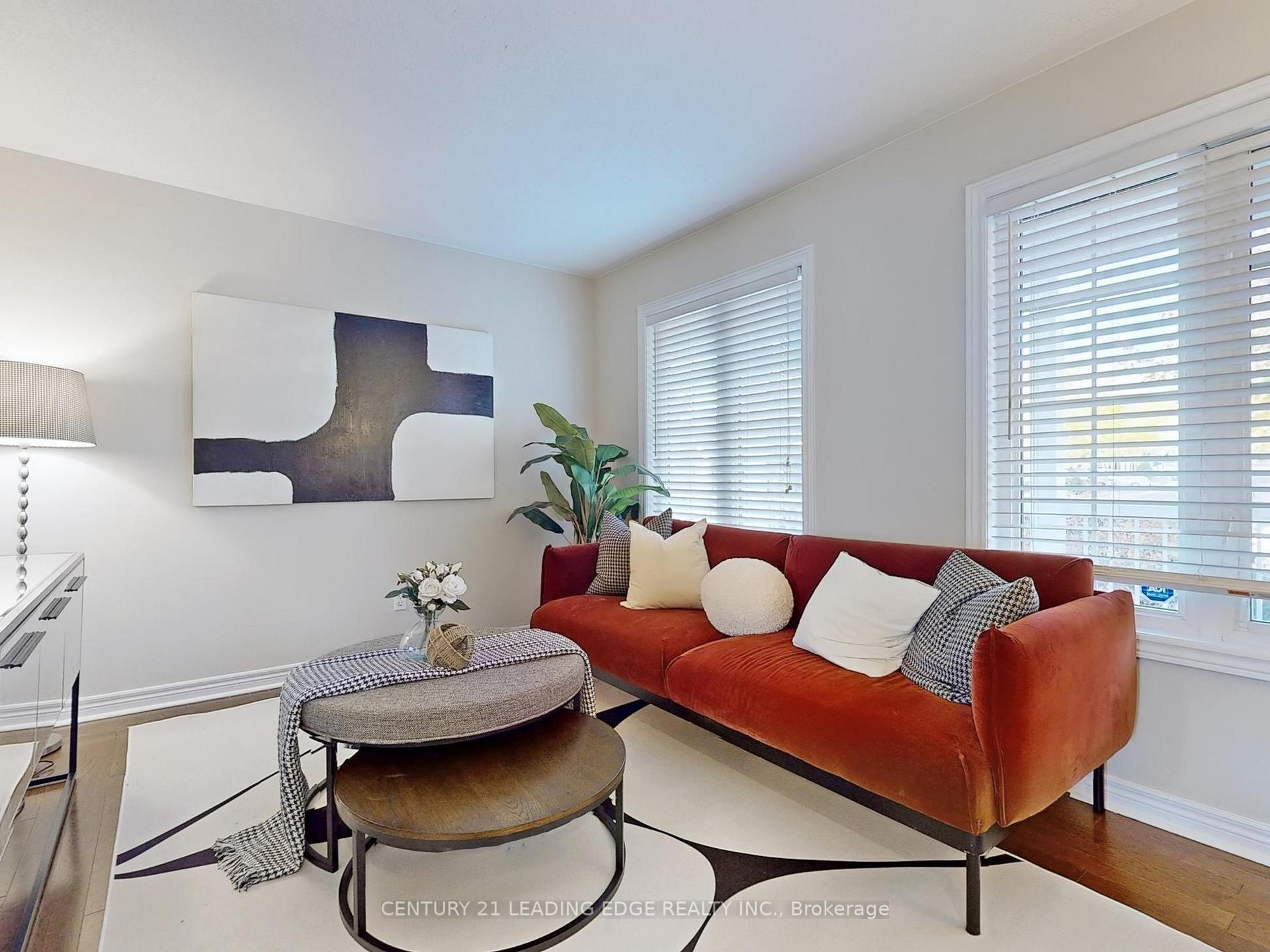 Photo 3 of 77 Laurendale Avenue, Georgina, Keswick South — HOMEH