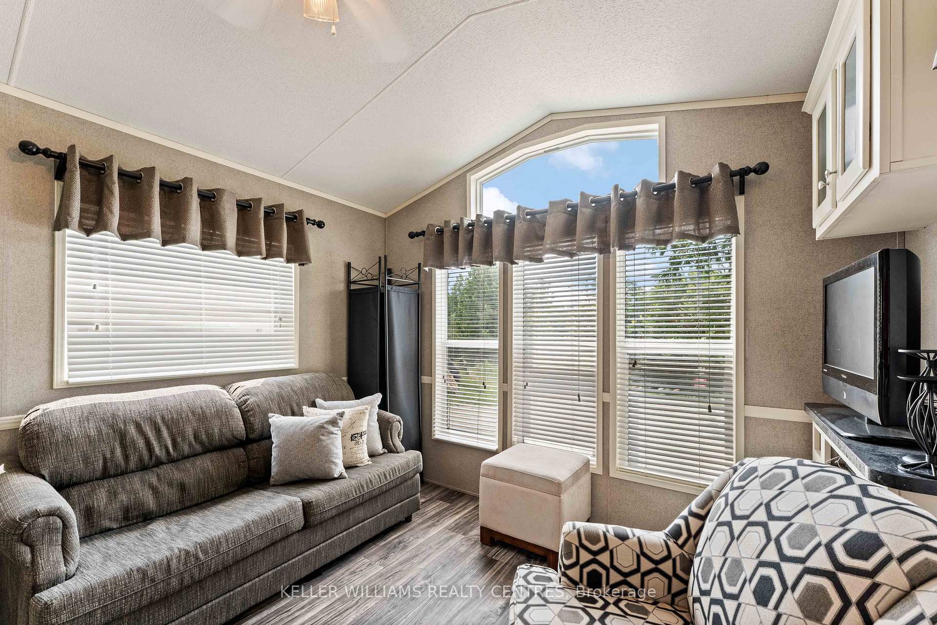 Photo 2 of Unit #37, 202 Hidden Glen Road, Georgian Bay, Baxter — HOMEH