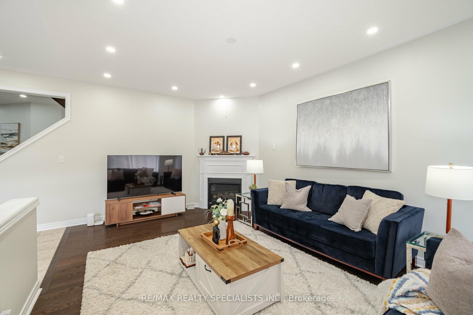 Photo 18 of 27 Fulmer Road, Brampton, Northwest Brampton — HOMEH