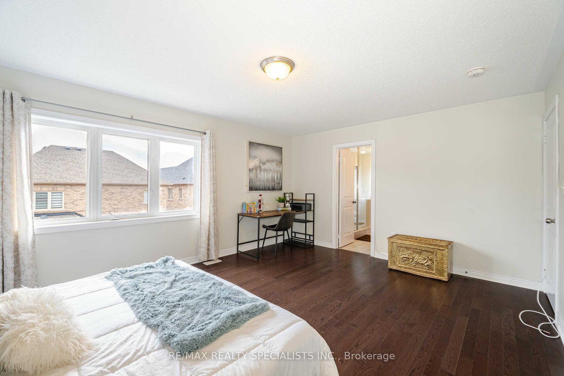 Photo 17 of 27 Fulmer Road, Brampton, Northwest Brampton — HOMEH