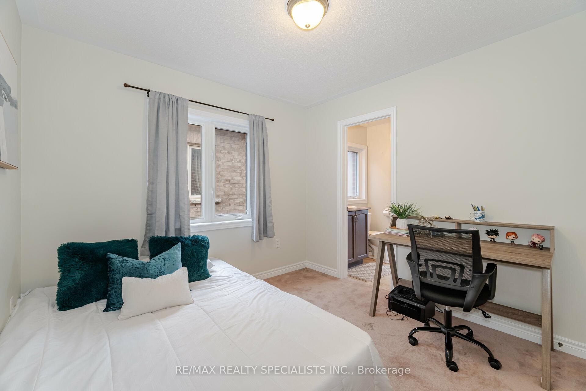 Photo 16 of 27 Fulmer Road, Brampton, Northwest Brampton — HOMEH