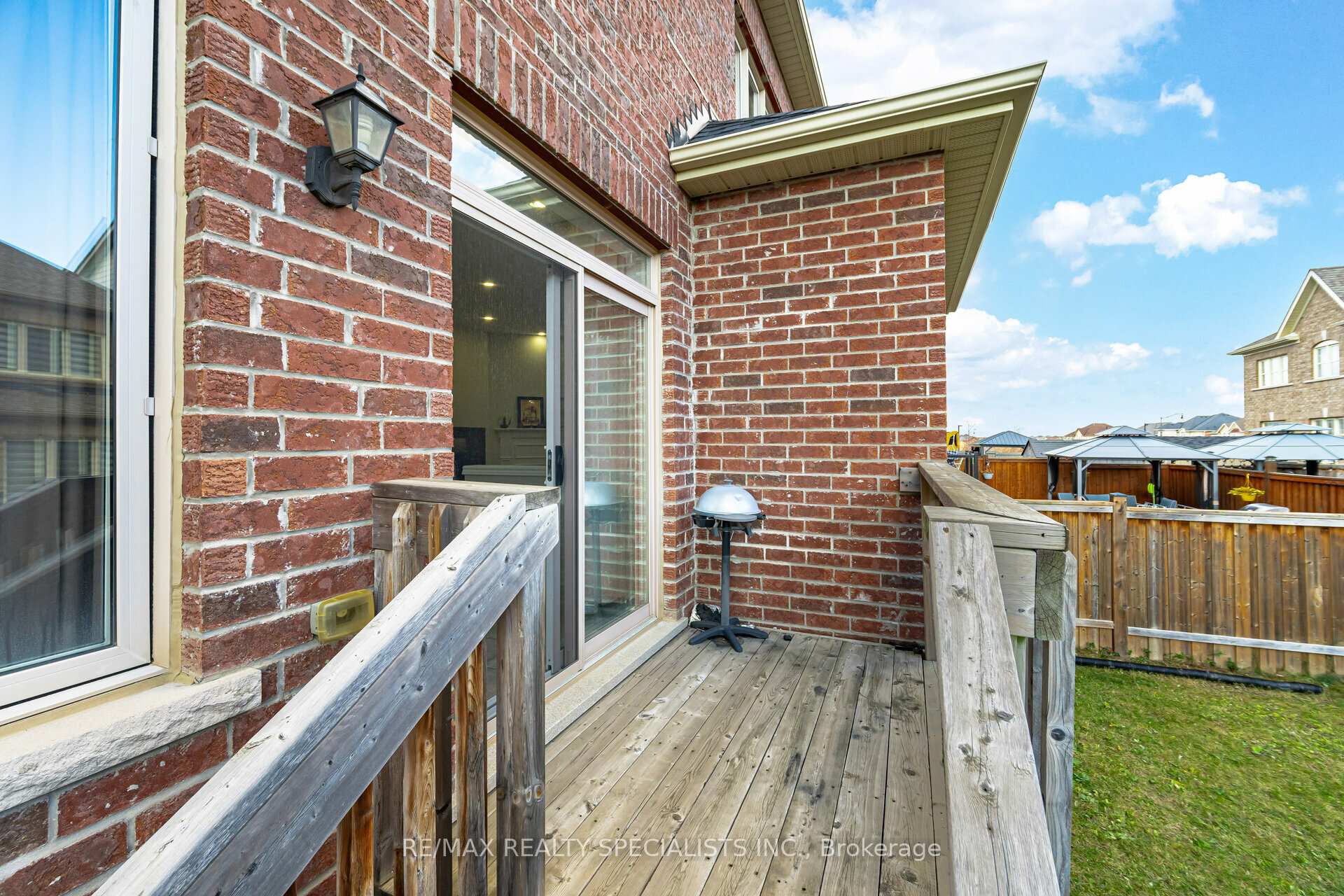 Photo 32 of 27 Fulmer Road, Brampton, Northwest Brampton — HOMEH