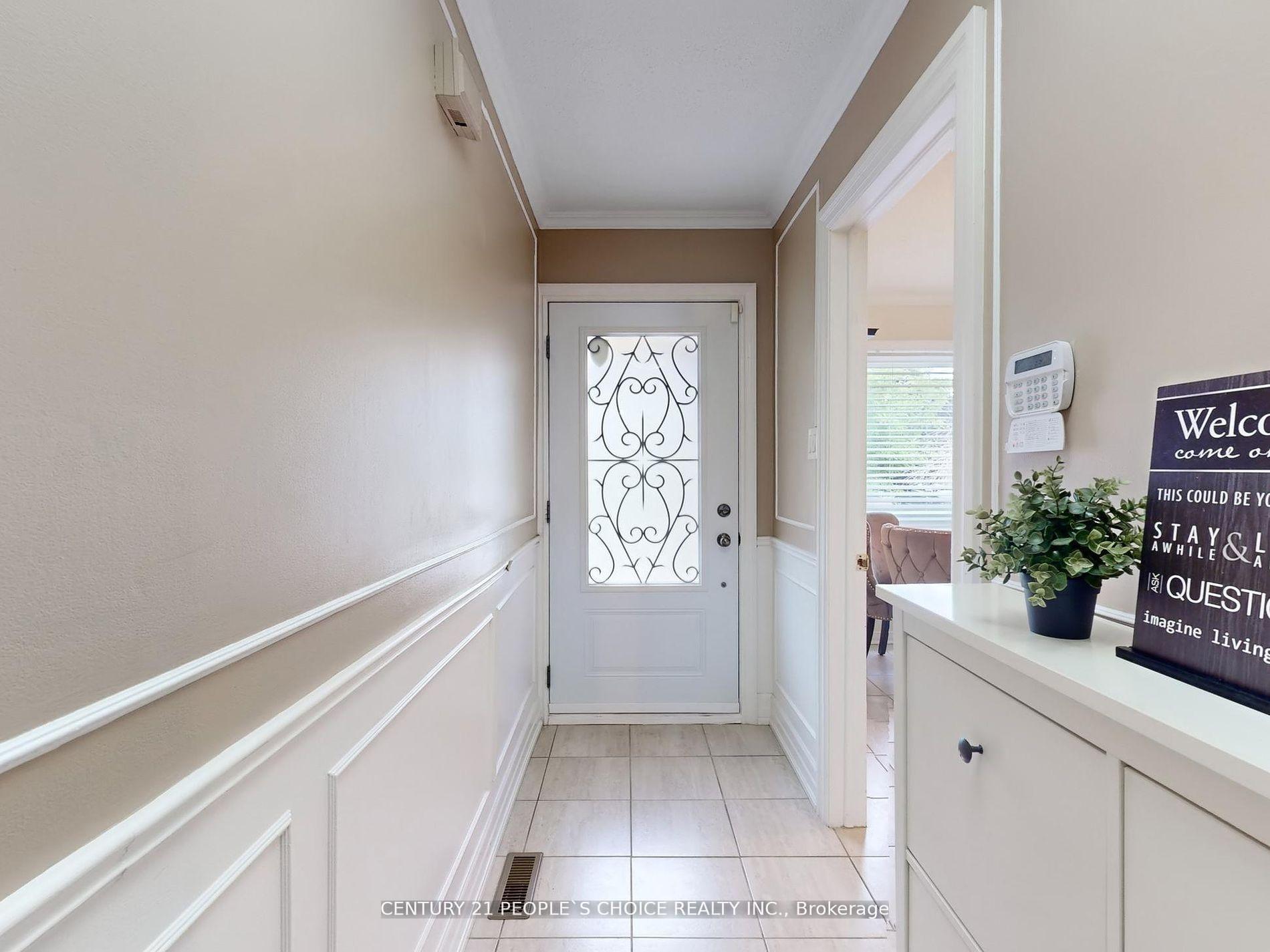 Photo 3 of 50 Pluto Drive, Brampton, Madoc — HOMEH