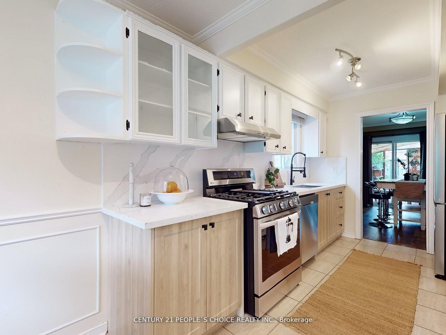 Photo 37 of 50 Pluto Drive, Brampton, Madoc — HOMEH