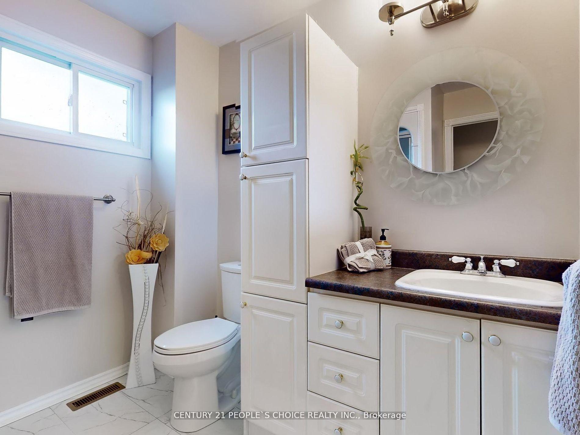 Photo 13 of 50 Pluto Drive, Brampton, Madoc — HOMEH