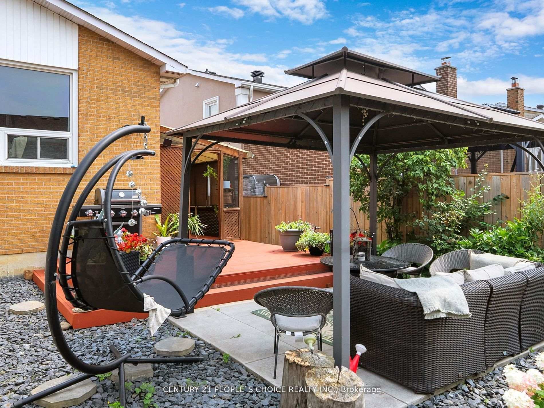 Photo 33 of 50 Pluto Drive, Brampton, Madoc — HOMEH