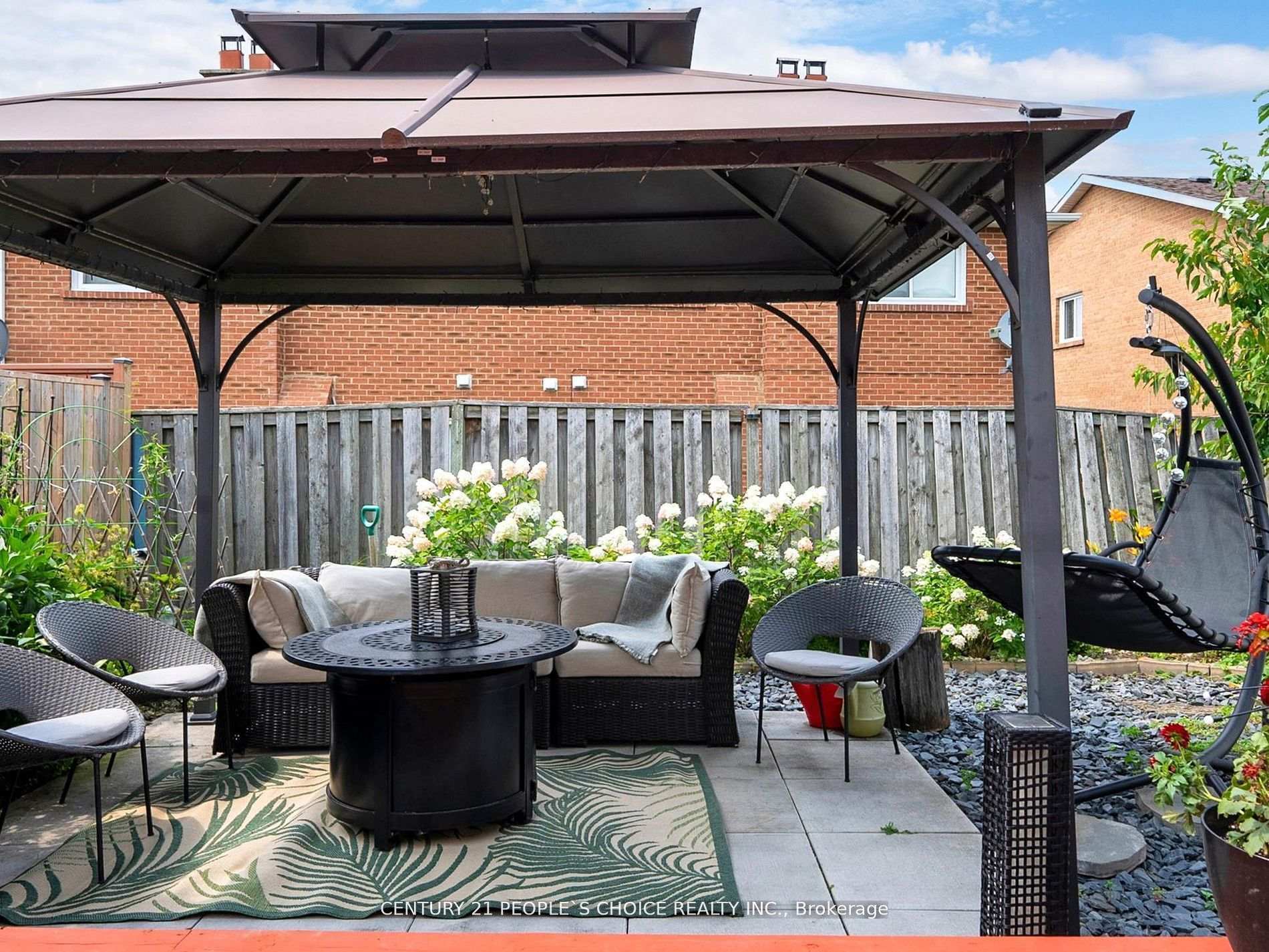 Photo 28 of 50 Pluto Drive, Brampton, Madoc — HOMEH