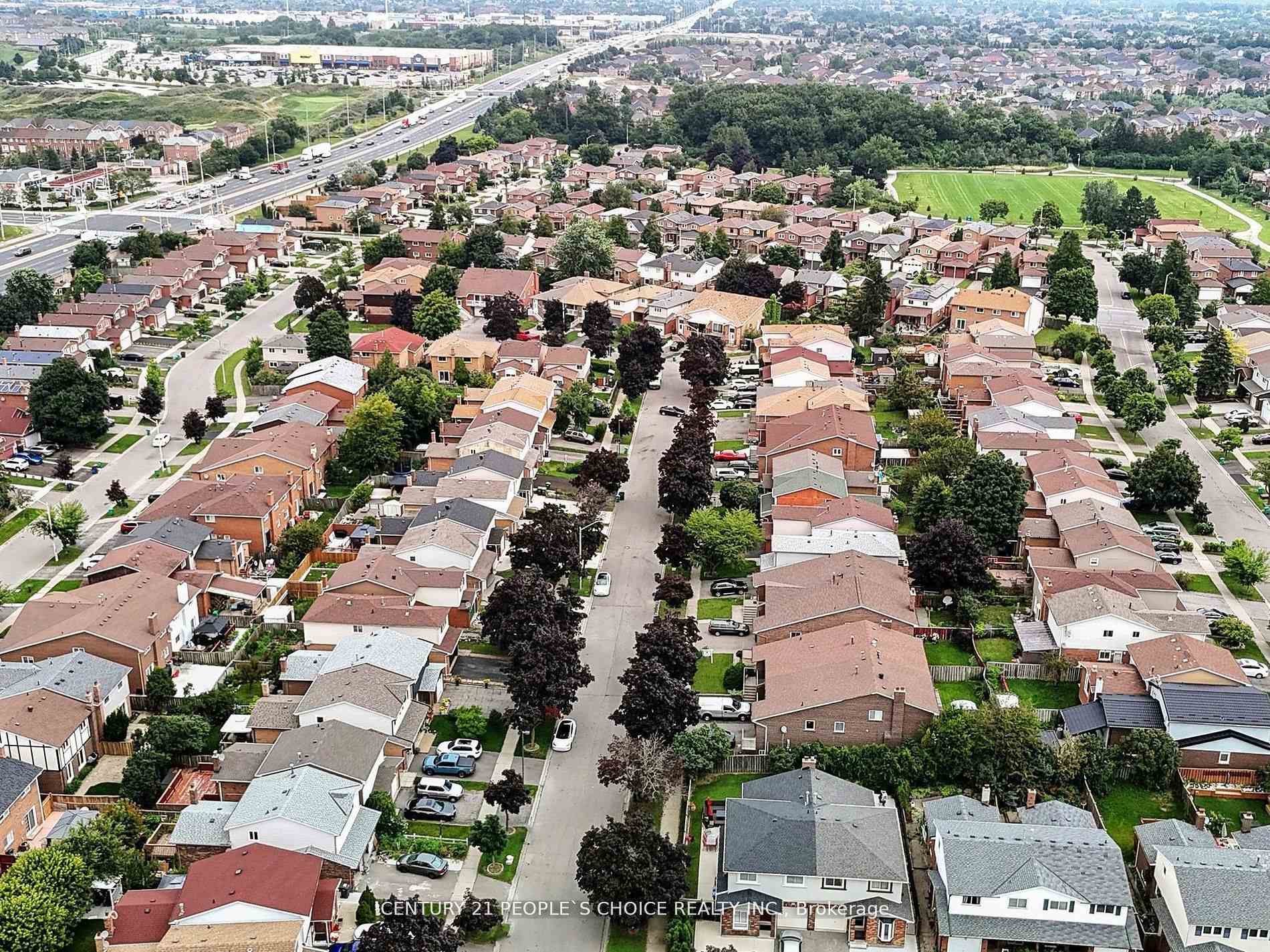Photo 32 of 50 Pluto Drive, Brampton, Madoc — HOMEH