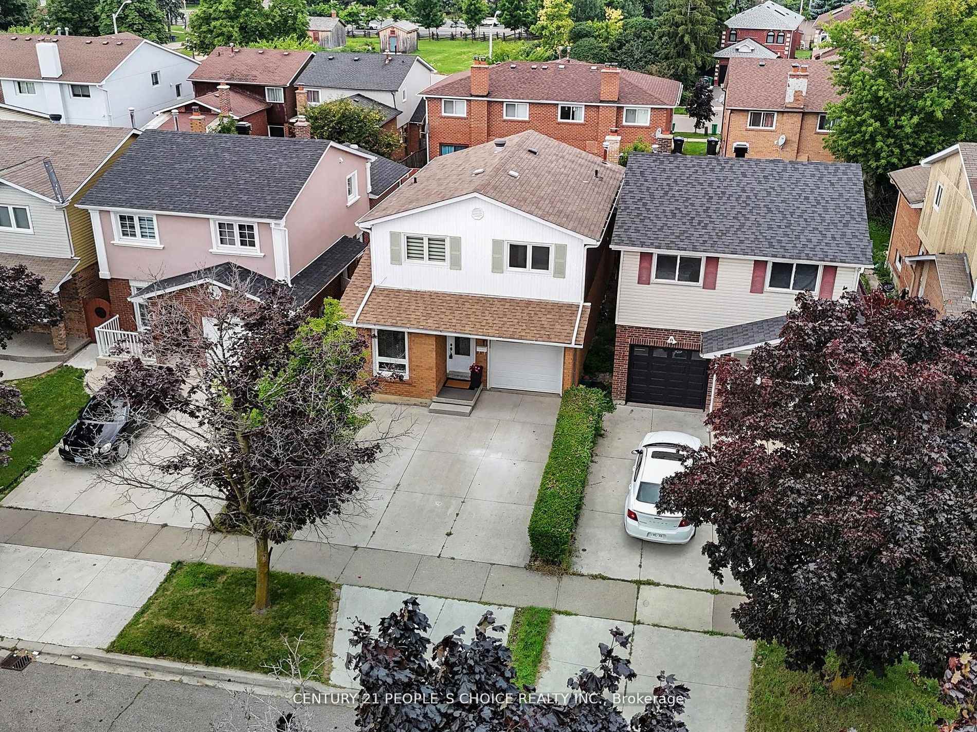 Photo 31 of 50 Pluto Drive, Brampton, Madoc — HOMEH