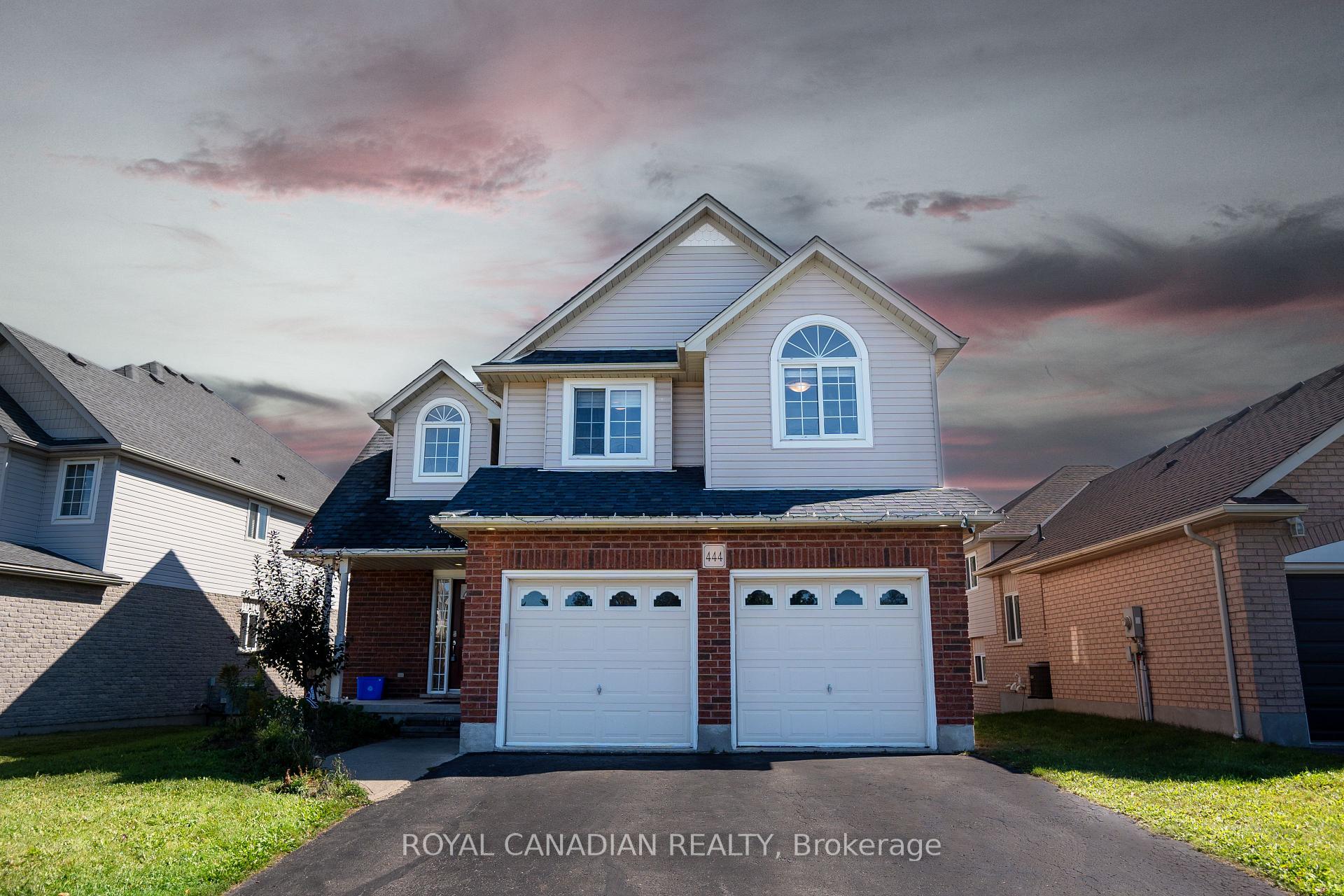 Photo 11 of 444 Doon South Drive, Kitchener, Doon South — HOMEH