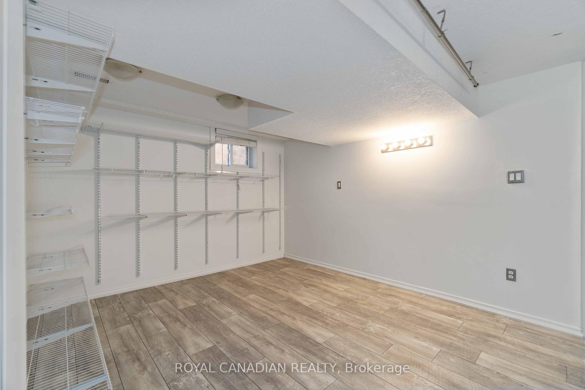 Photo 31 of 444 Doon South Drive, Kitchener, Doon South — HOMEH