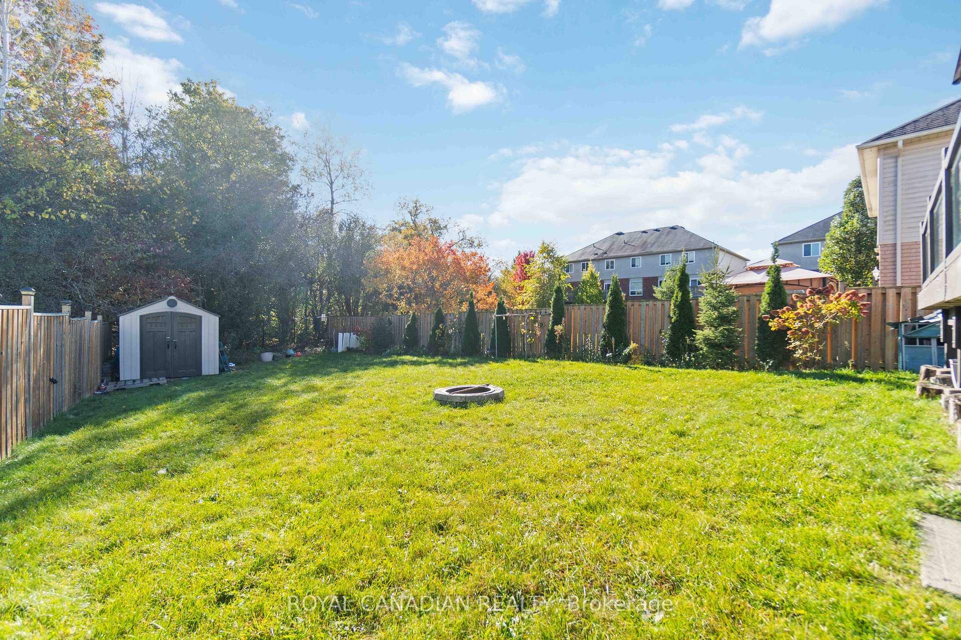 Photo 39 of 444 Doon South Drive, Kitchener, Doon South — HOMEH