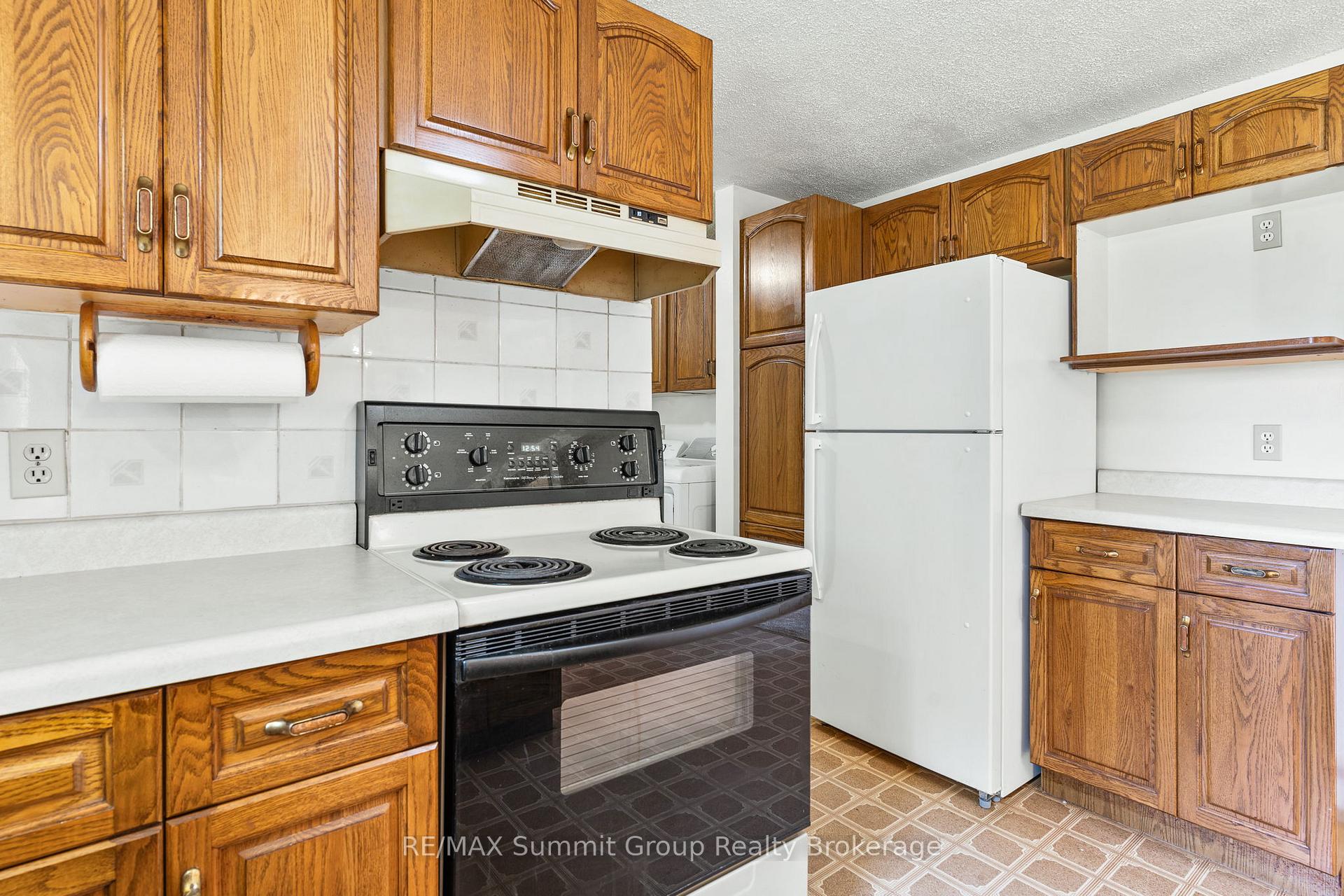 Photo 3 of 225187 Southgate Road 22, Southgate — HOMEH